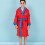 Dečiji bademantil Spiderman - crveni, sa kapuljačom, uzrast 9/10 godina (Disney)