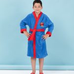 Dečiji bademantil Cars (Lightning McQueen) - plavi, sa kapuljačom, uzrast 7/8 godina (Disney)