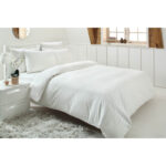 Komplet posteljine od satena za bračni krevet - Line (krem)