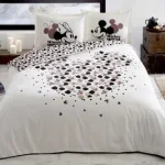 Komplet posteljine za bračni krevet – krem Mickey Love