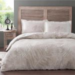 Komplet posteljine za bračni krevet – braon Frunze