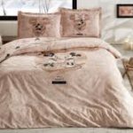 Komplet posteljine za bračni krevet – puder Mickey Effect